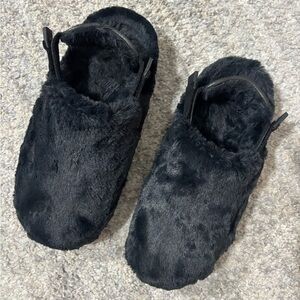 Nike Cozy Black Slippers